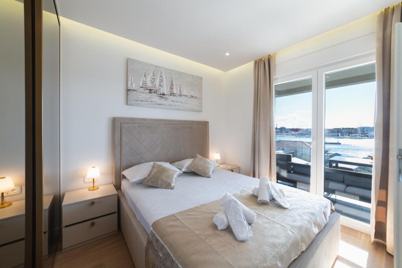 Apartman Blue Wave Трогир Екстериор снимка