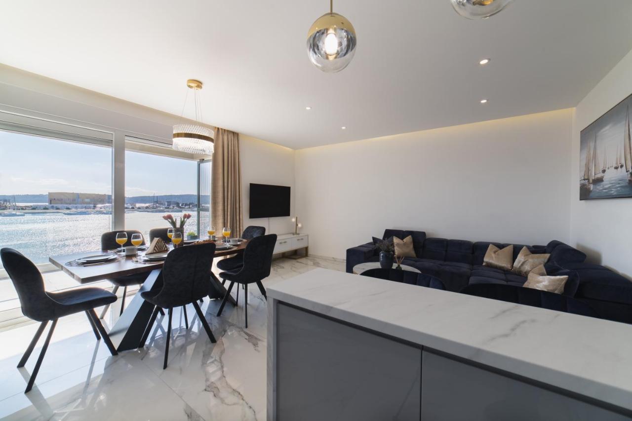 Apartman Blue Wave Трогир Екстериор снимка