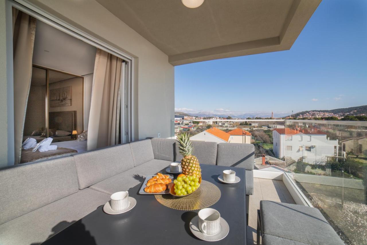 Apartman Blue Wave Трогир Екстериор снимка